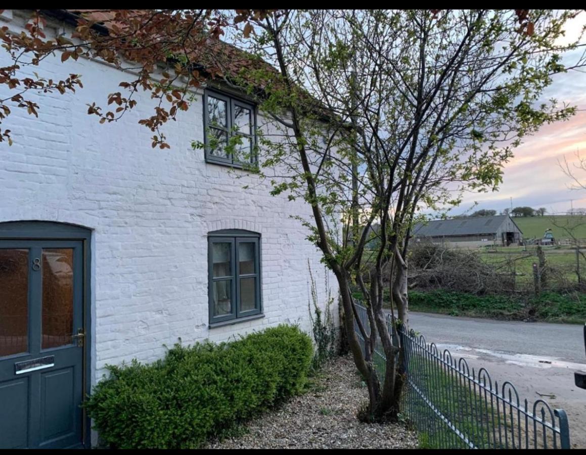 Charming Cottage 朗格 外观 照片